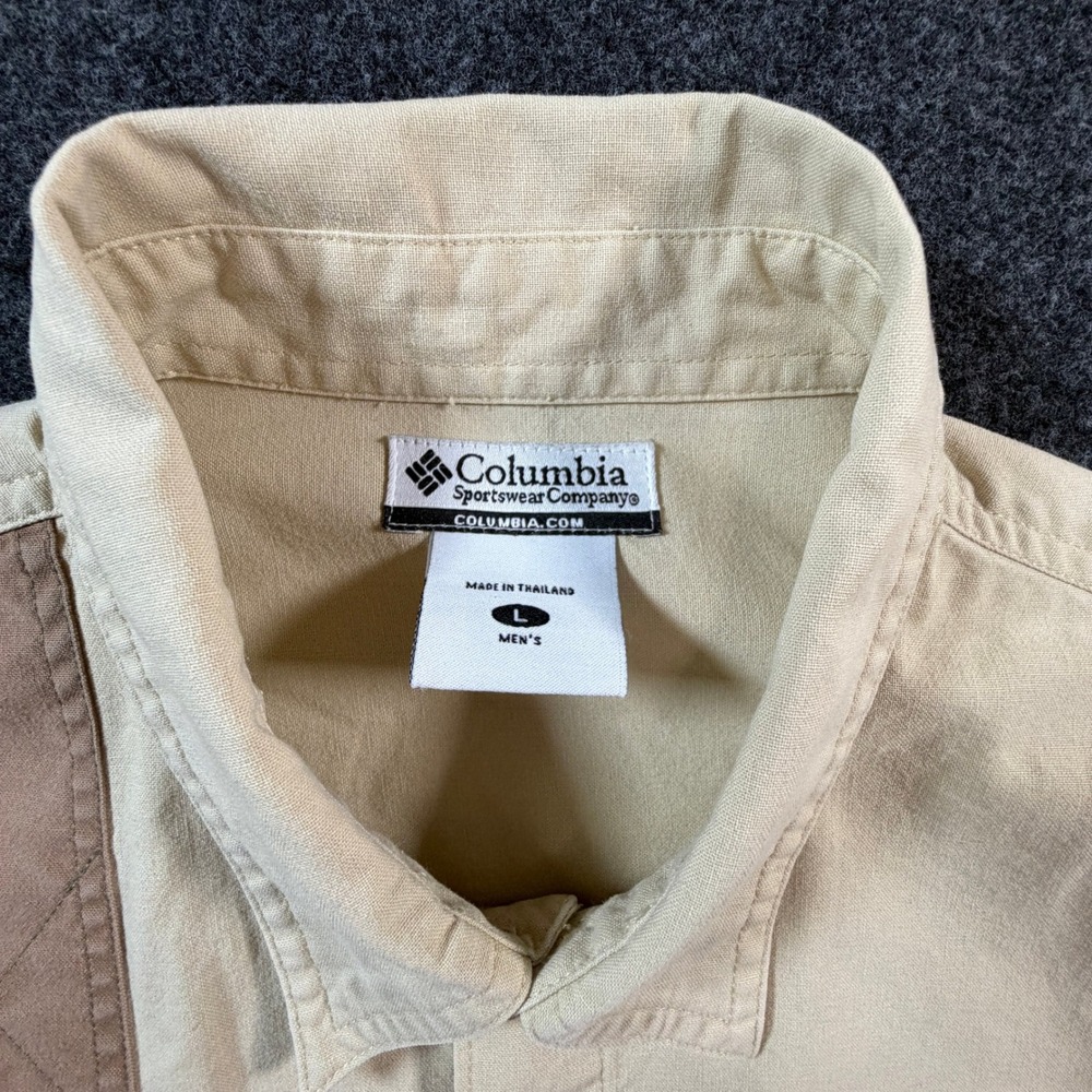 Columbia Mens Shooting Shirt Beige Tan Quilted Shoulder Patch Cotton Size L - Picture 2 of 13